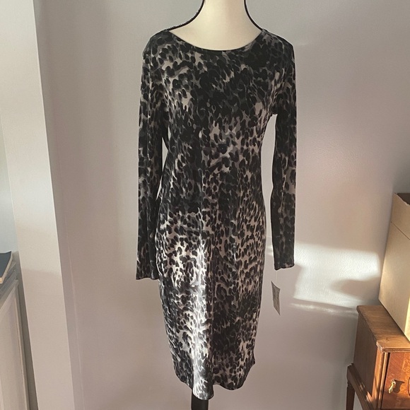 LuLaRoe Dresses & Skirts - LuLaRoe NWT Debbie medium dress animal print